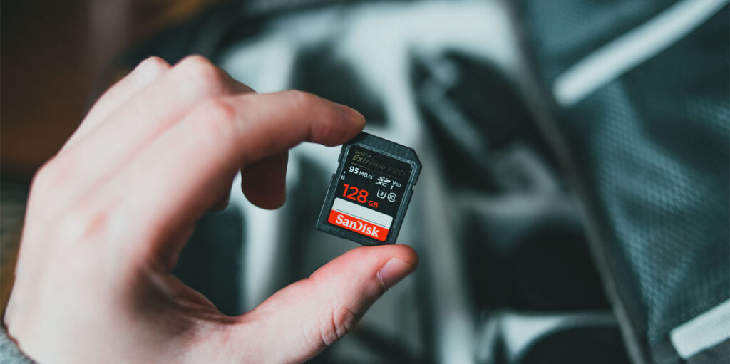 GST, Internal Memory Extension in Smartphones Account for Consumer Storage Flash Memory Market Downfall in 2Q’ CY 2017
