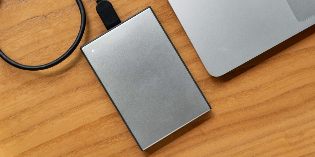 Seagate and WD capture 77% of Overall External HDD Market in India: CMR