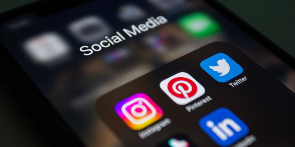 Role of the Internet and social media in India’s anti-corruption movement: Roadmap to clean government, growth and opportunity for every citizen