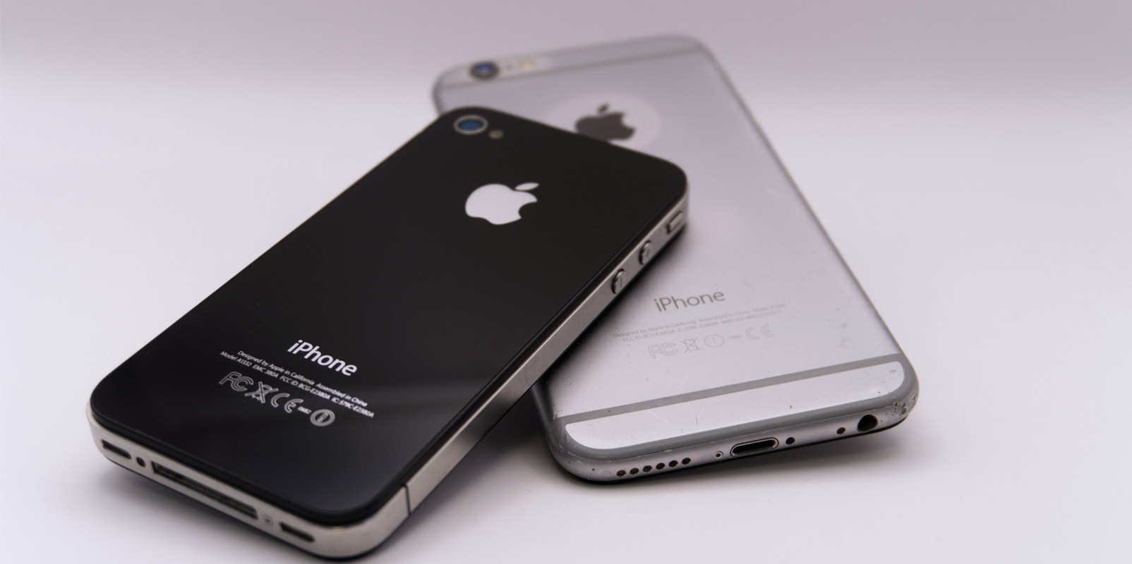 iPhone 5s and 5c: Apple competing on price, not innovation