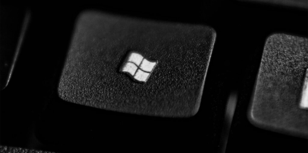 Windows 8: What can it do for PC, Tablet and smartphone users, What can it do to Microsoft
