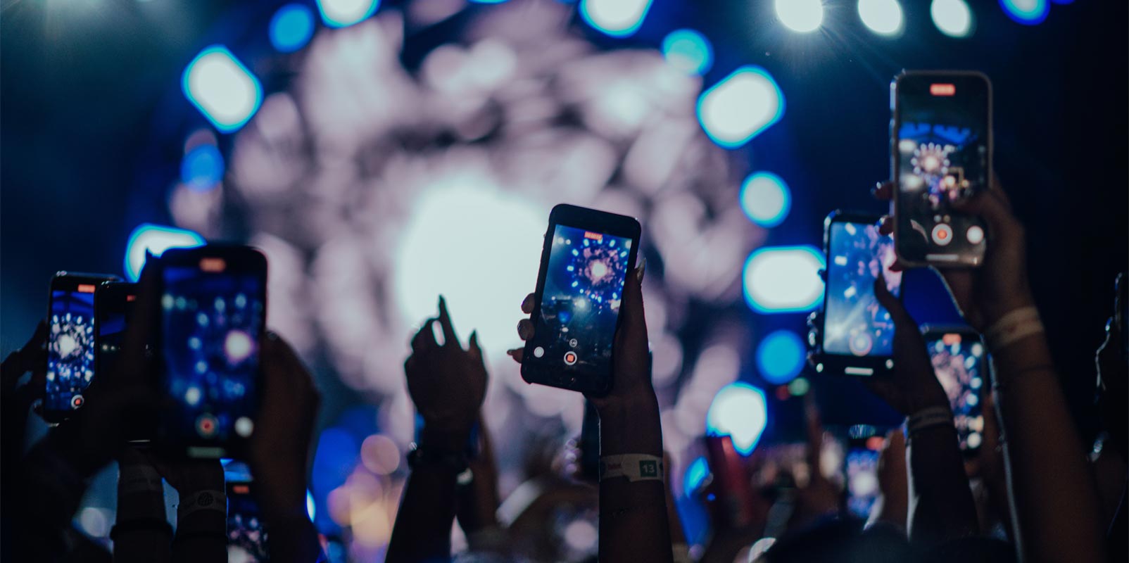 Emergence of a Third Front in the India Mobile Handsets Industry: Lessons for Home-Grown Brands