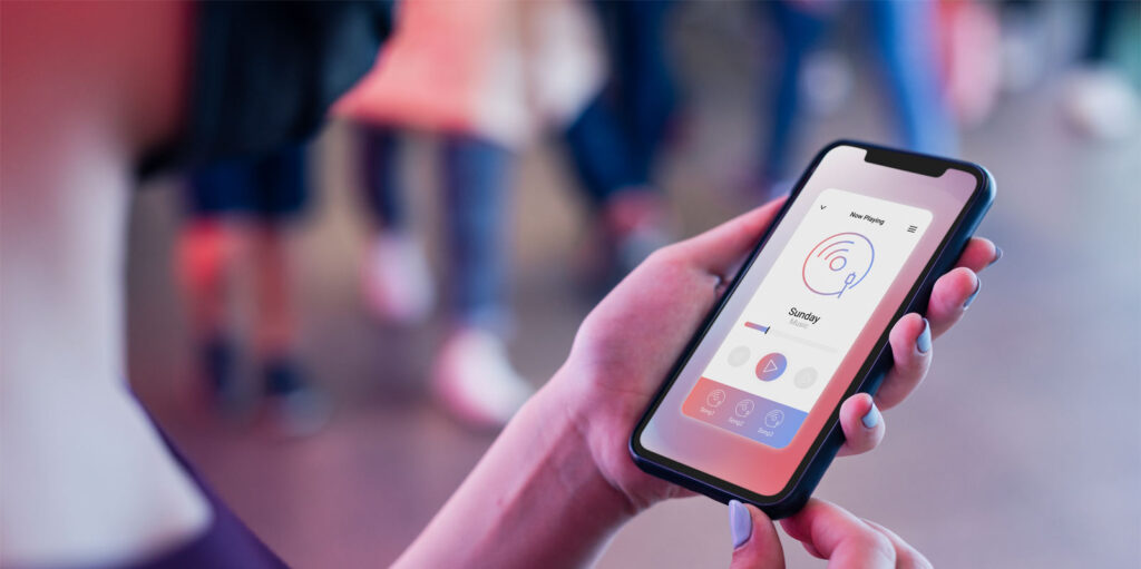 5G Smartphone Shipments in India grew >600% in CY2021: CMR