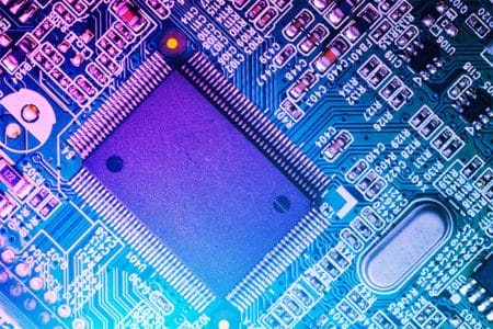 Read more about the article Is it Possible for India to become Self-reliant in Semiconductor Chip Manufacturing