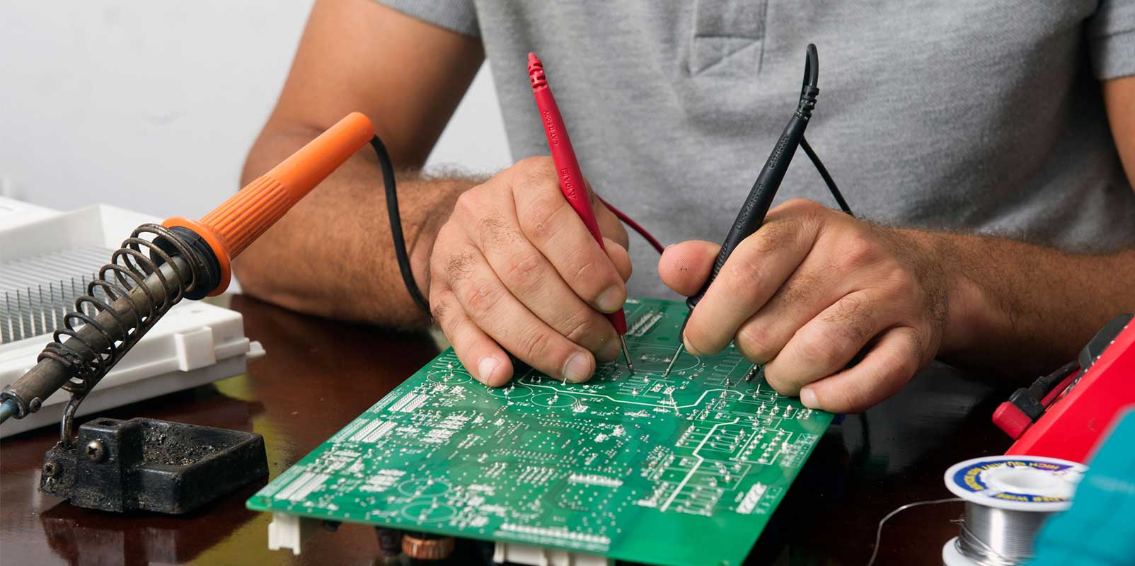 The Rise of India’s Electronics Repair Sector: A Strategic Move to Overcome Global Competitors