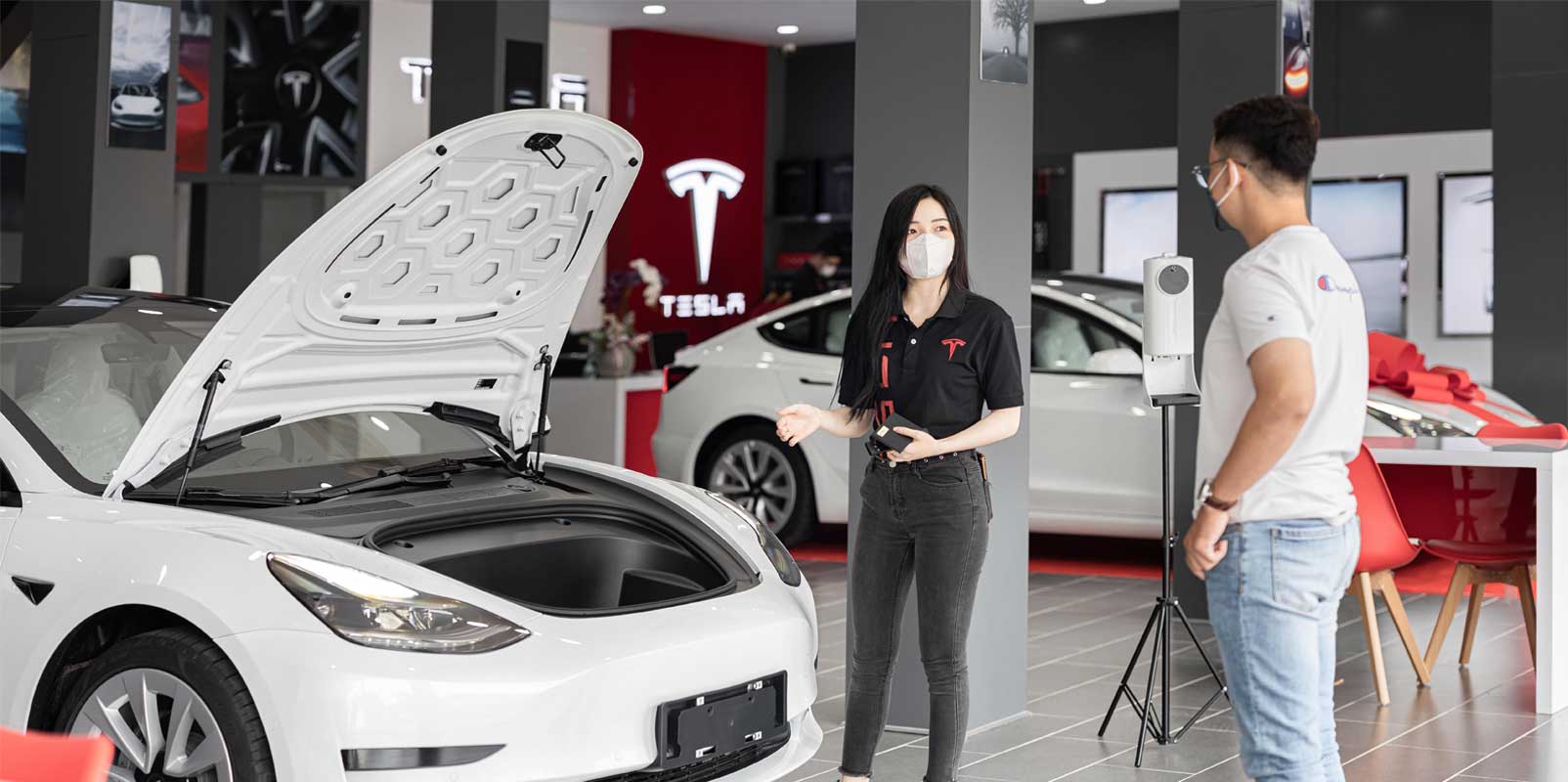 How Can Vietnam Become China’s Biggest Competitor In The EV Sector?
