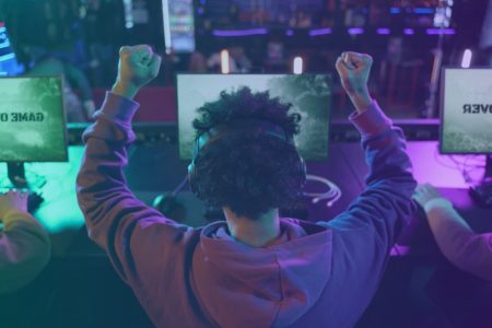 Read more about the article What are the Key Growth Factors Missing in the Indian Esports Segment?