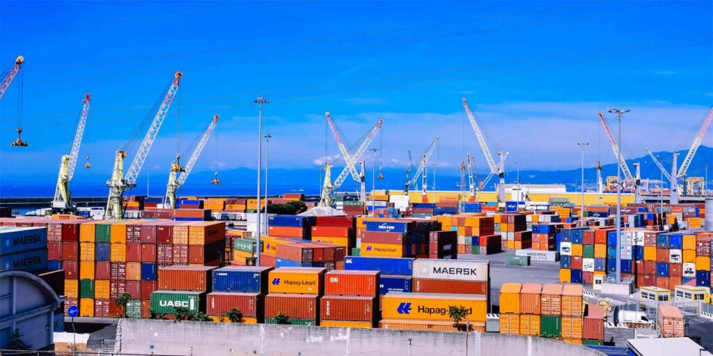Shifting Gears: How Tech is Transforming the Traditional Logistics Industry