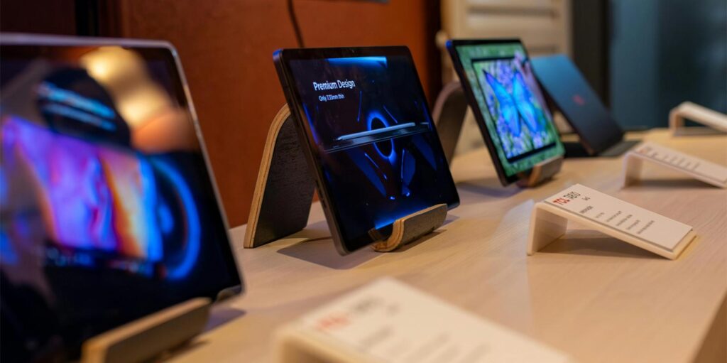 India’s Consumer Electronics Market Poised for Record Growth This Festive Season: Smartphones, Tablets, and Wearables Drive Demand, Reports CMR